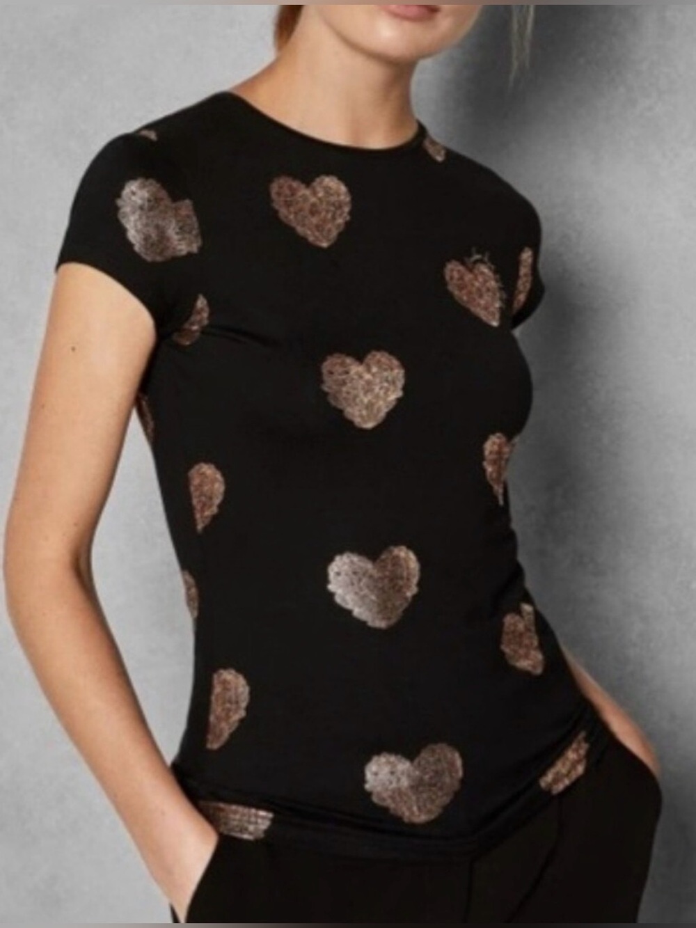 Ted Baker Black with Rose Gold Metallic Heart Fitted T-Shirt size 0!